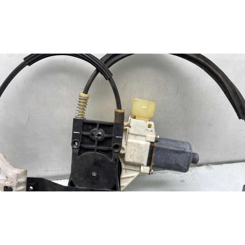 Leve vitre electrique arriere droit FORD MONDEO 3 Photo n°3