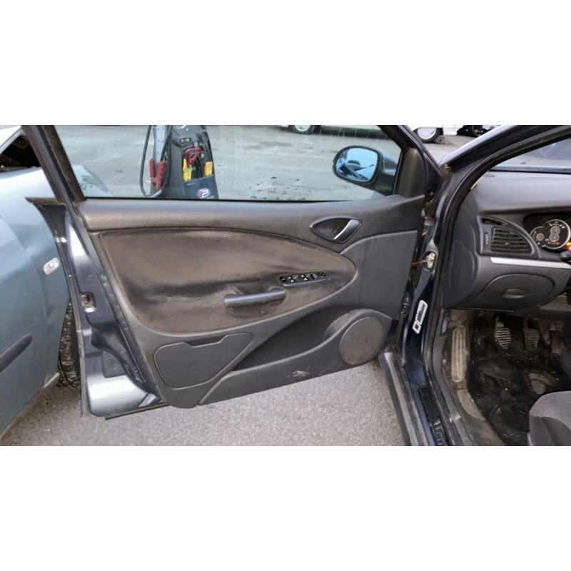 Feu arriere secondaire droit (feux) CITROEN C5 1 Photo n°14