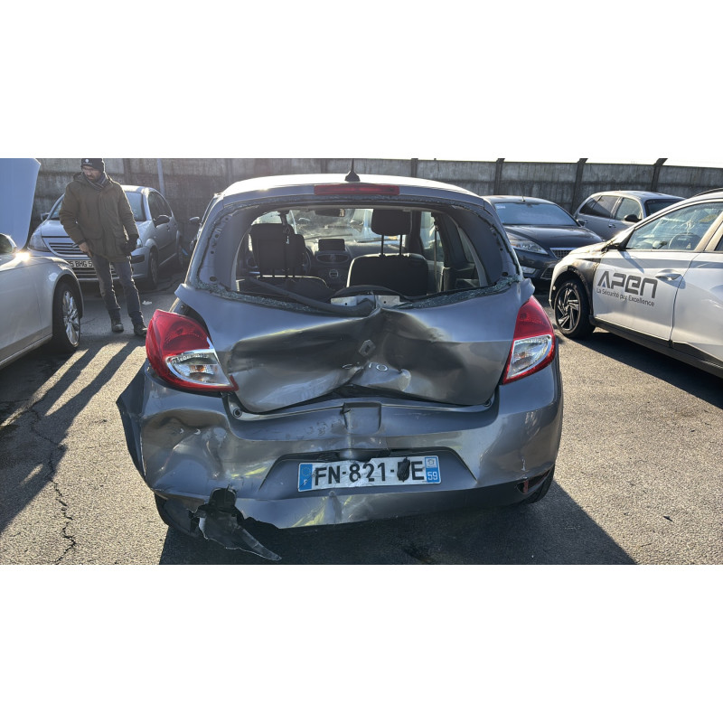 Pretensionneur de ceinture avant droit RENAULT CLIO 3 Photo n°9