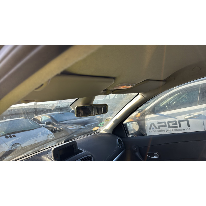 Pretensionneur de ceinture avant droit RENAULT CLIO 3 Photo n°16