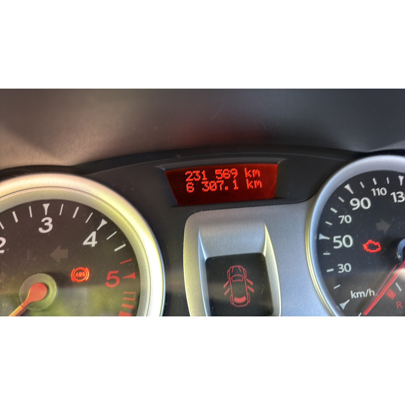 Pretensionneur de ceinture avant droit RENAULT CLIO 3 Photo n°20