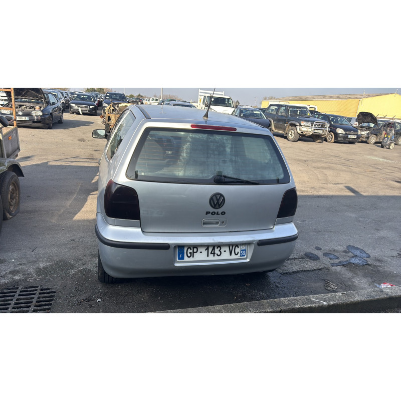 Pare choc arriere VOLKSWAGEN POLO 3 Photo n°11