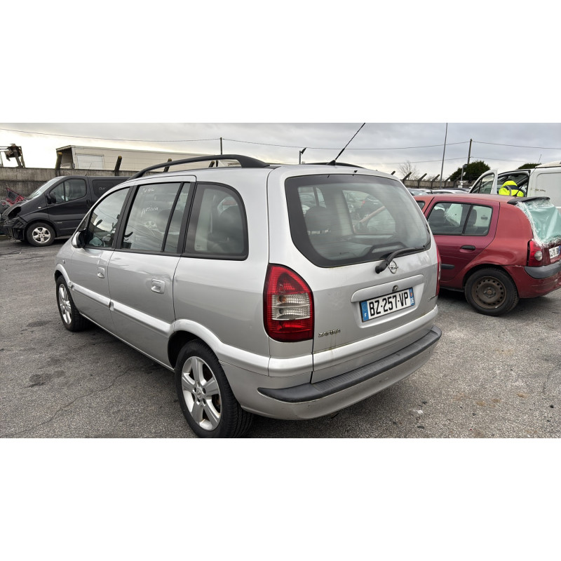 Feu arriere principal droit (feux) OPEL ZAFIRA A Photo n°9