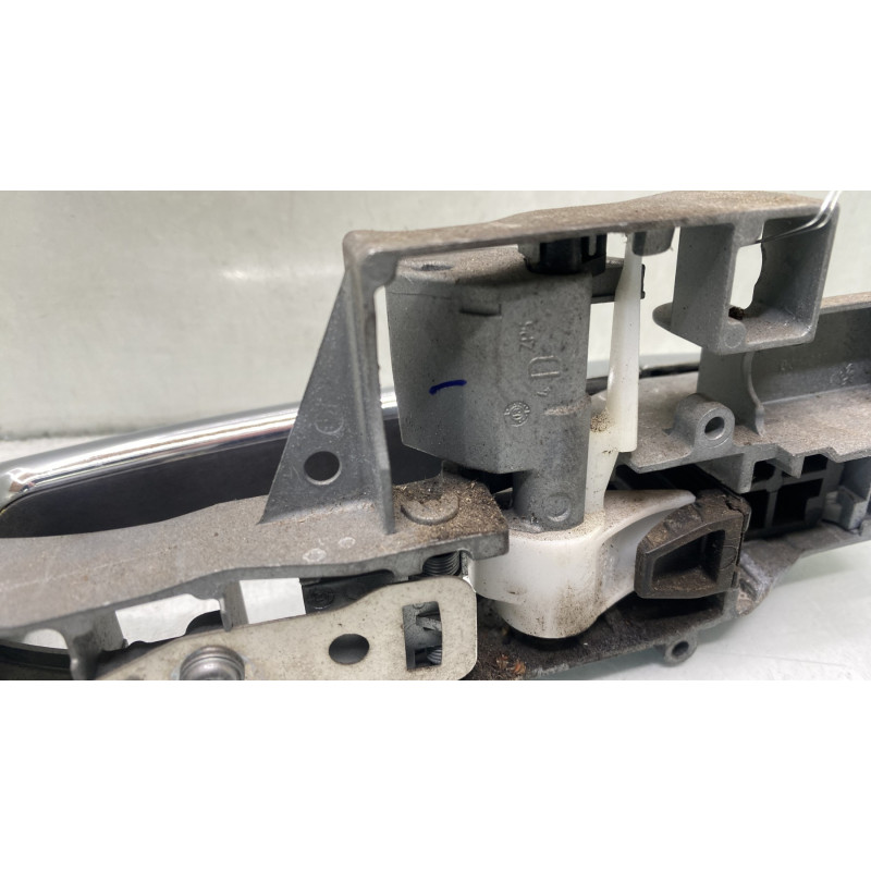 Poignee porte arriere droit CITROEN C3 2 Photo n°3