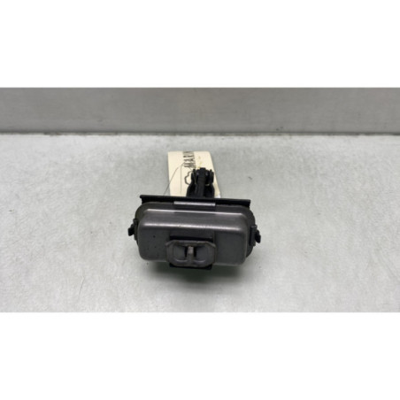 Arret de porte avant gauche PEUGEOT 208 1