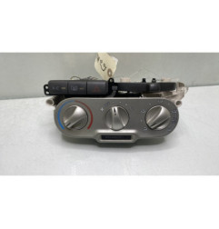 Commande chauffage TOYOTA YARIS 1 Photo n°1