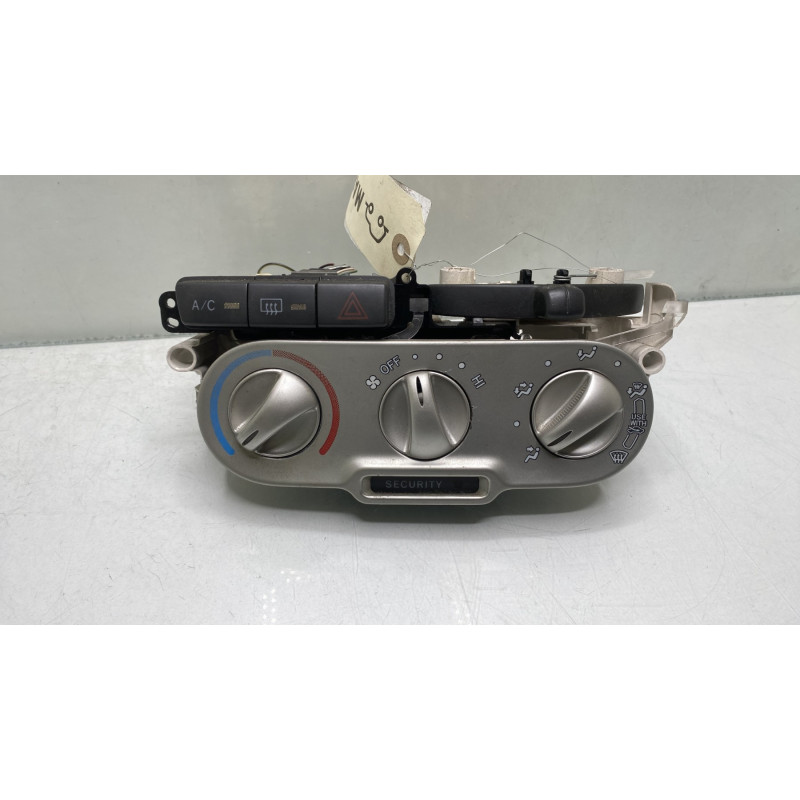 Commande chauffage TOYOTA YARIS 1 Photo n°1