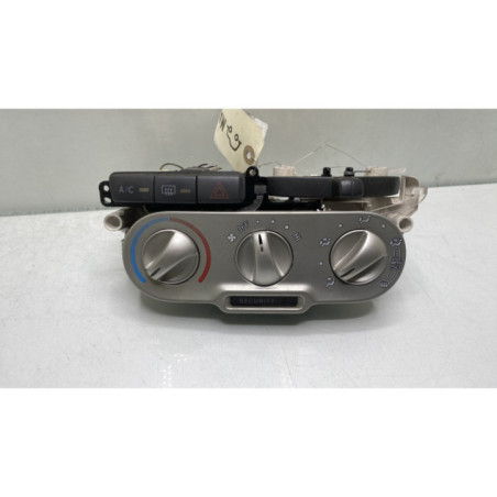 Commande chauffage TOYOTA YARIS 1 Photo n°1