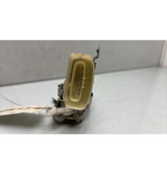 Serrure avant droit TOYOTA YARIS 1