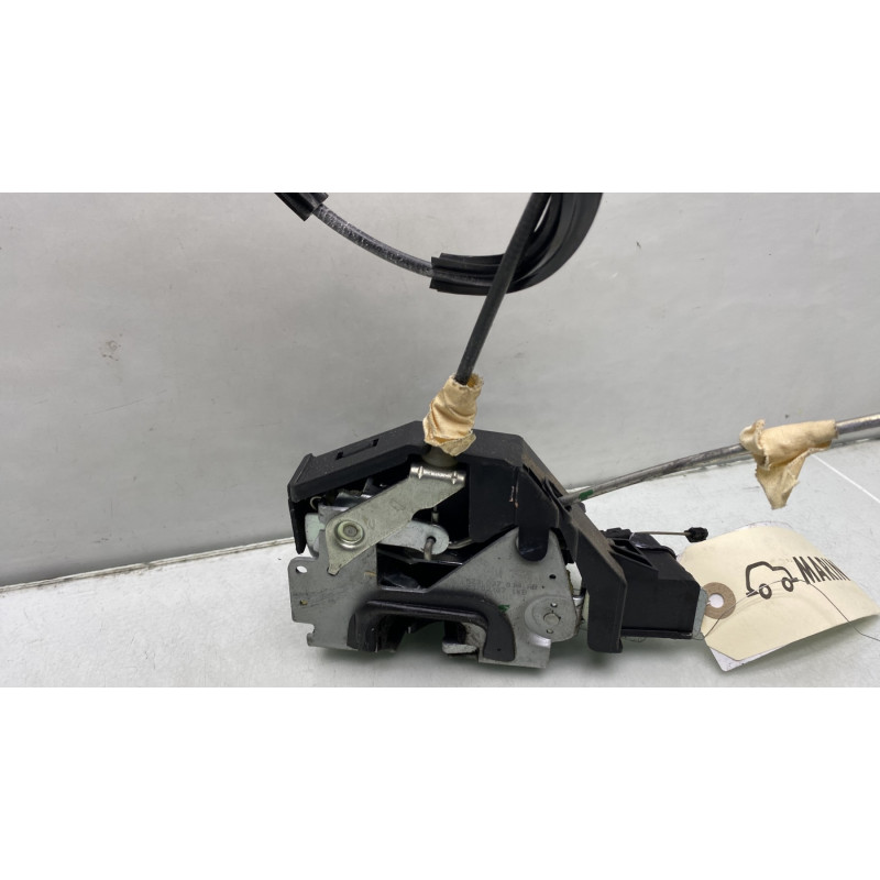 Serrure avant droit VOLKSWAGEN FOX Photo n°3