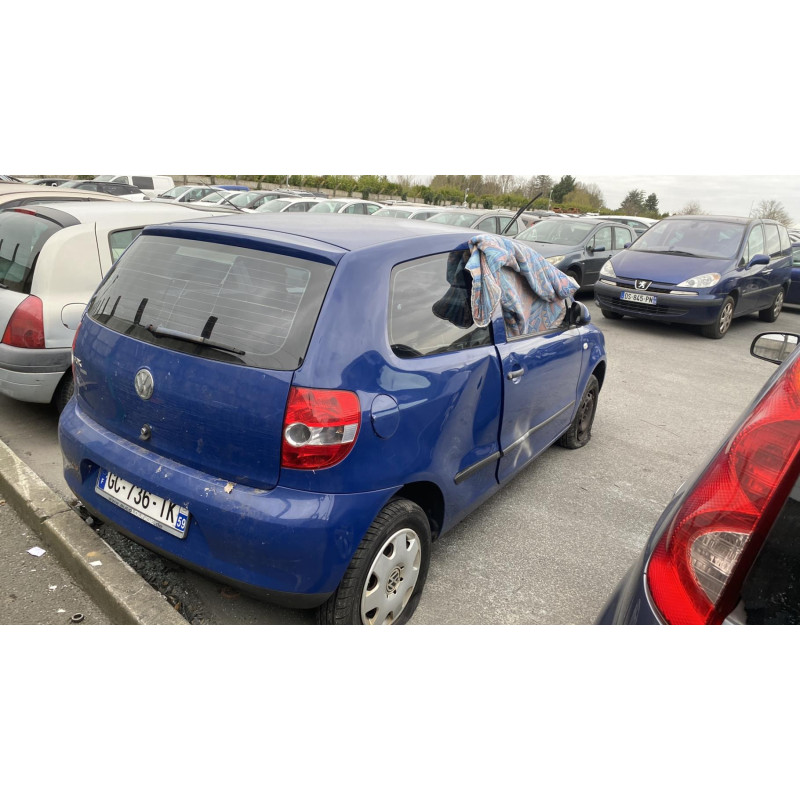 Serrure avant droit VOLKSWAGEN FOX Photo n°10