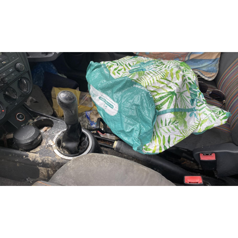 Serrure avant droit VOLKSWAGEN FOX Photo n°13