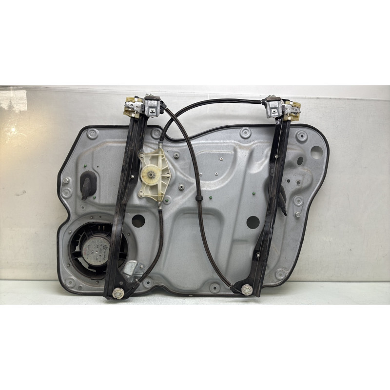 Leve vitre electrique avant gauche VOLKSWAGEN TOURAN 1 Photo n°5