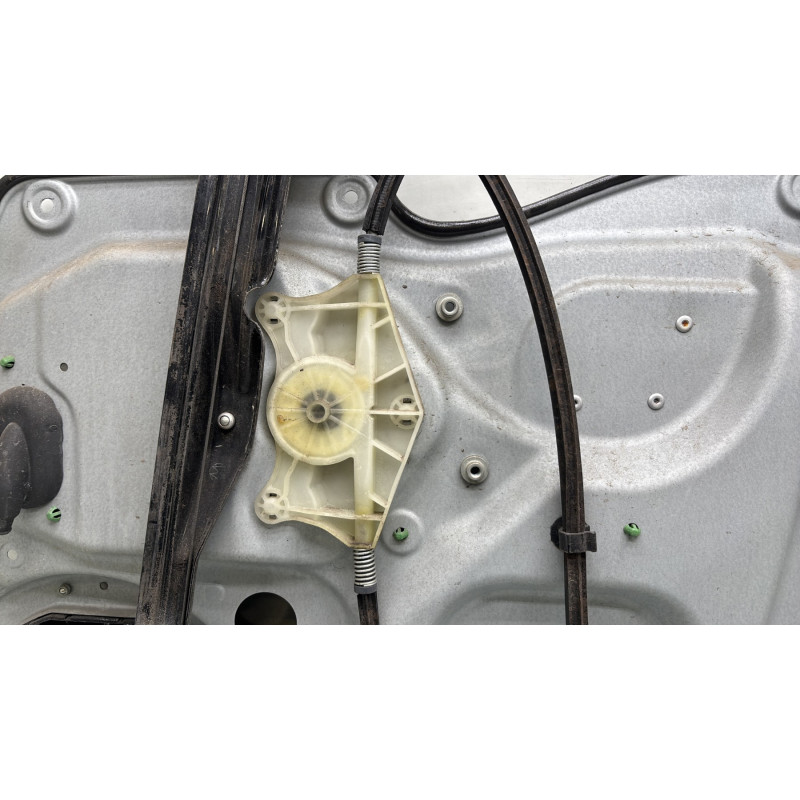 Leve vitre electrique avant gauche VOLKSWAGEN TOURAN 1 Photo n°6