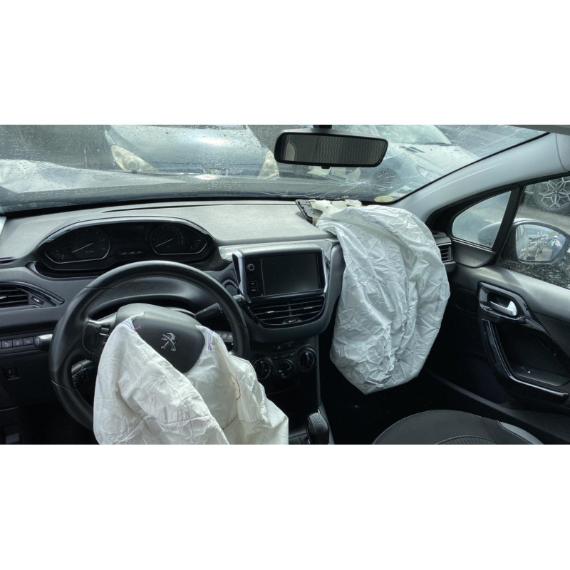 Neiman PEUGEOT 208 1 Photo n°9