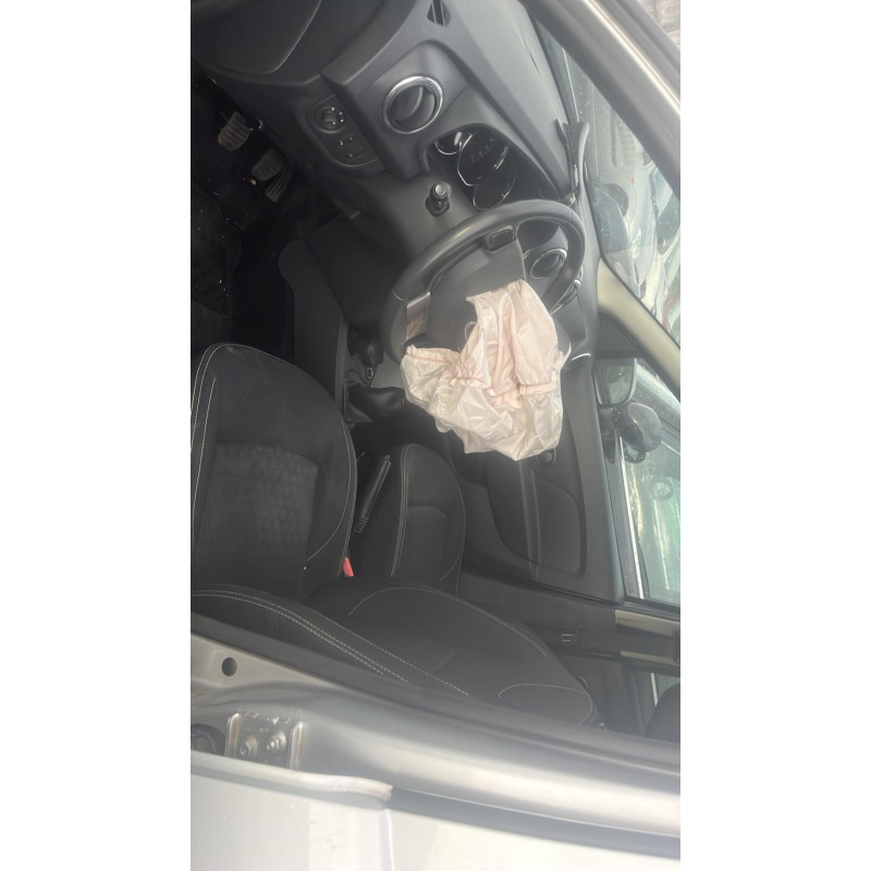 Attache ceinture arriere gauche DACIA LOGAN MCV 2 Photo n°8