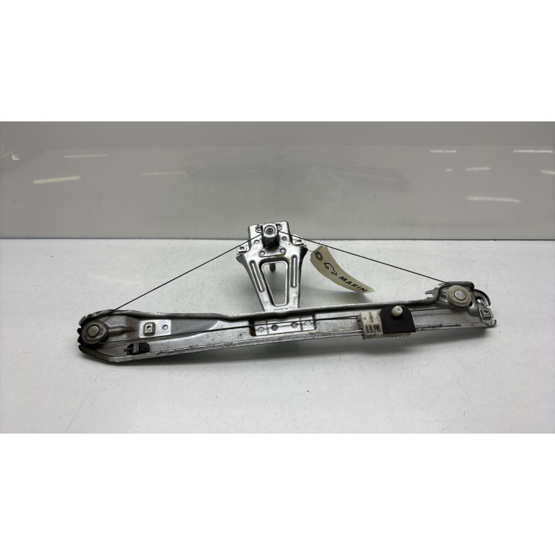 Leve vitre mecanique arriere gauche RENAULT CLIO 3 Photo n°4