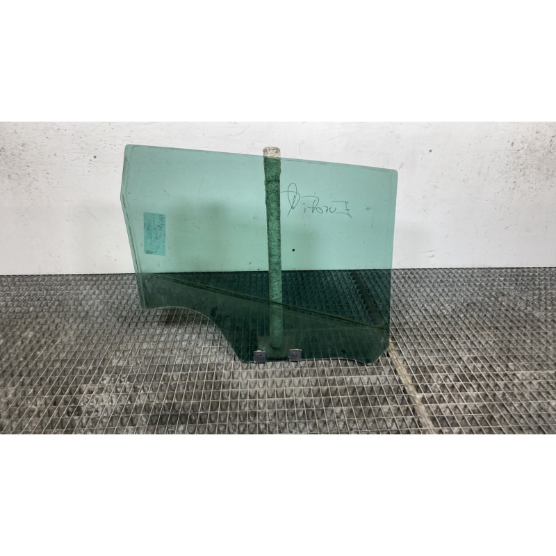 Vitre arriere gauche RENAULT CLIO 4 Photo n°5