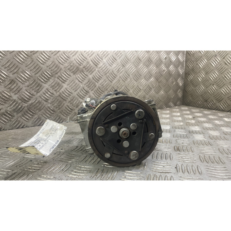 Compresseur clim RENAULT CLIO 4 Photo n°3