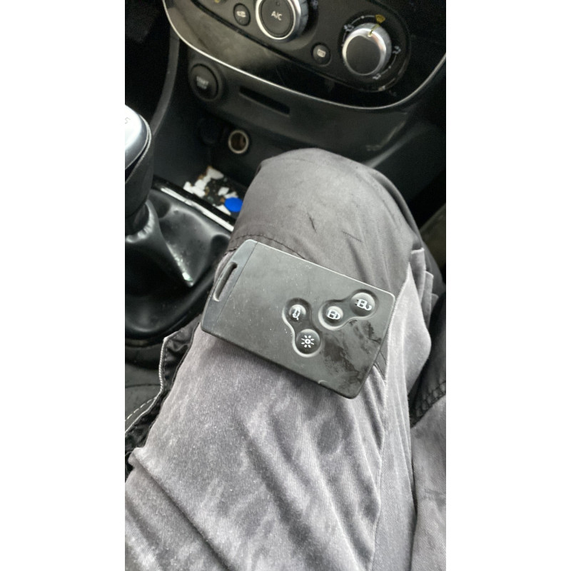Compresseur clim RENAULT CLIO 4 Photo n°13