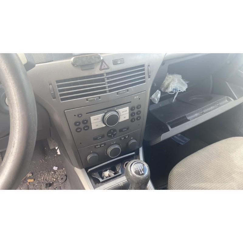 Feu arriere principal droit (feux) OPEL ASTRA H Photo n°7