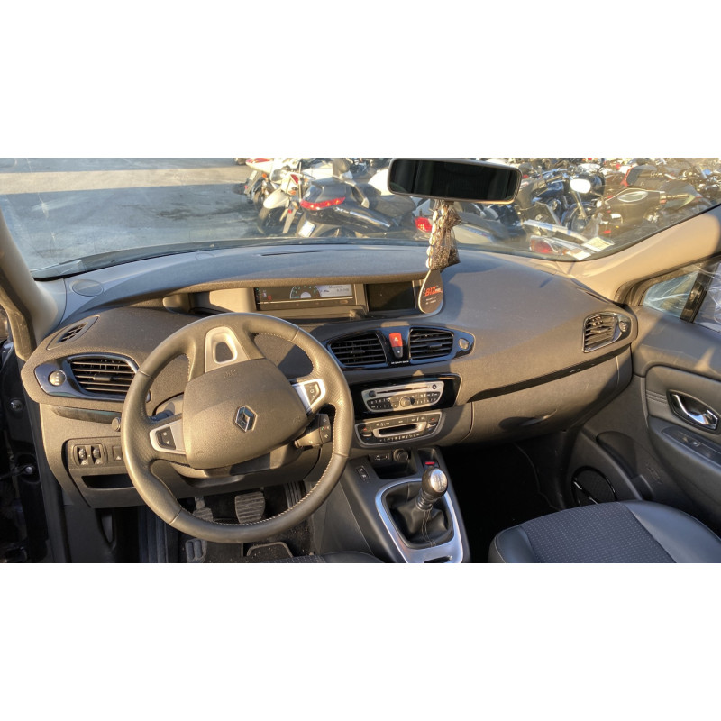 Reservoir essence RENAULT GRAND SCENIC 3 Photo n°19