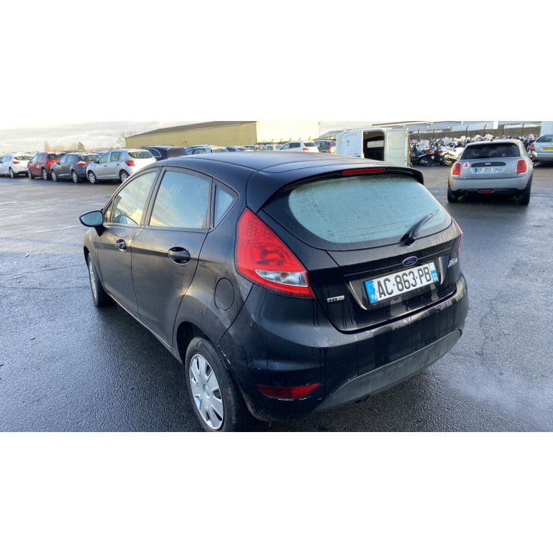 Aile avant gauche FORD FIESTA 6 Photo n°8