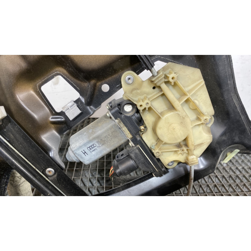 Leve vitre electrique arriere droit AUDI A3 1 Photo n°2