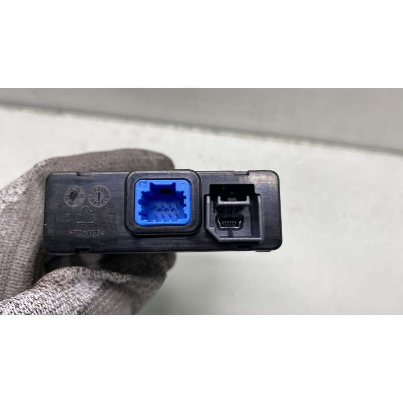 Prise port USB RENAULT TALISMAN Photo n°3
