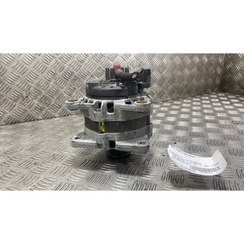 Alternateur RENAULT TALISMAN Photo n°1