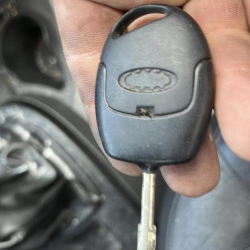Moteur FORD FOCUS 1 Photo n°8