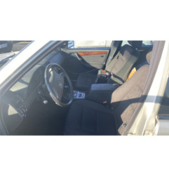 Feu arriere principal gauche (feux) MERCEDES CLASSE C 202