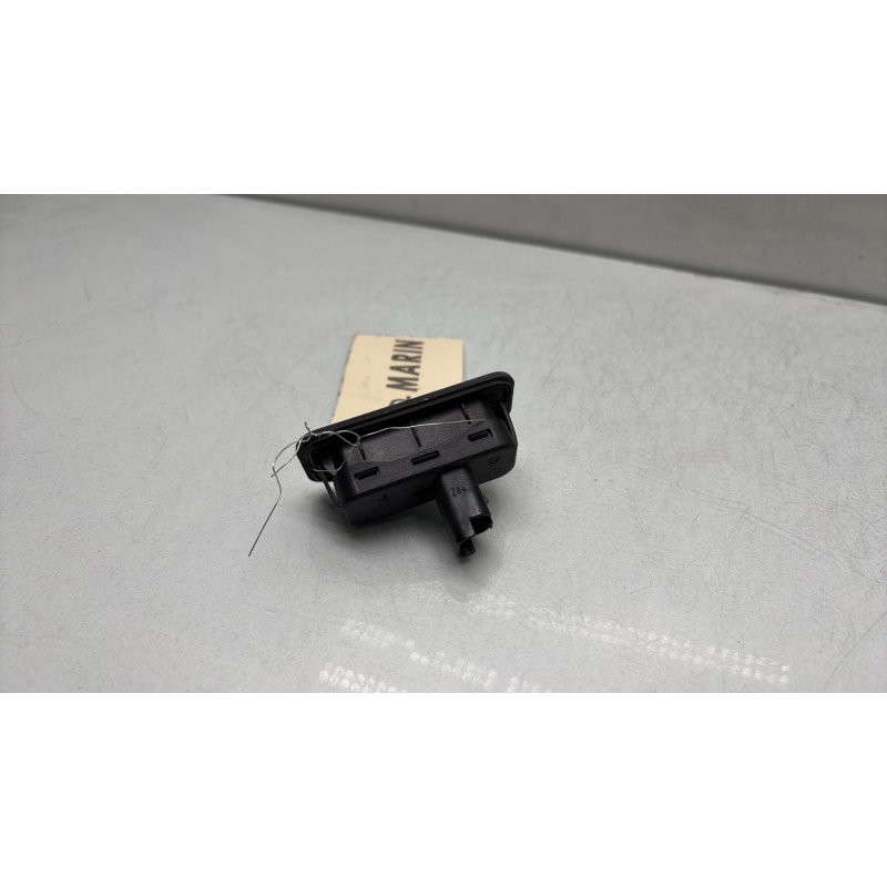Bouton de coffre RENAULT CAPTUR 1 Photo n°2