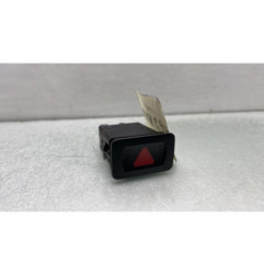 Bouton de warning VOLKSWAGEN GOLF 4 Photo n°1