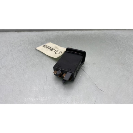 Bouton de warning VOLKSWAGEN GOLF 4