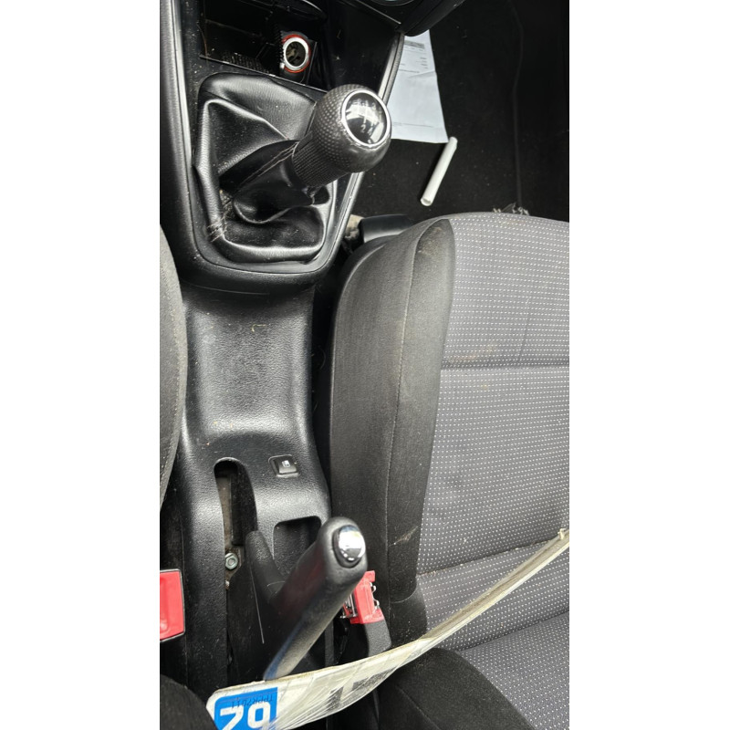 Bouton de warning VOLKSWAGEN GOLF 4 Photo n°15
