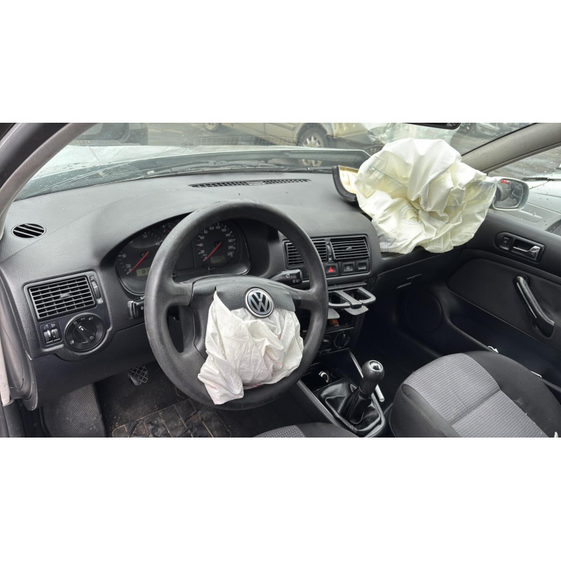 Bouton de warning VOLKSWAGEN GOLF 4 Photo n°18