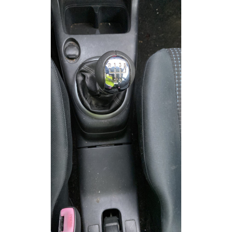 Trappe d'essence SUZUKI SWIFT 3 Photo n°18