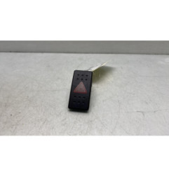 Bouton de warning SUZUKI SWIFT 3 Photo n°1
