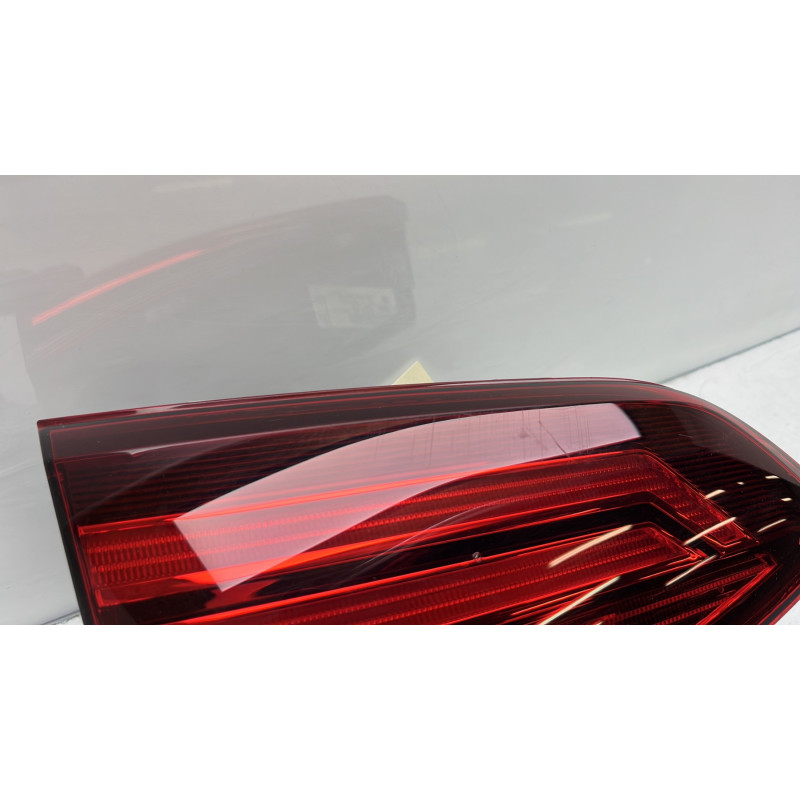 Feu arriere secondaire gauche (feux) VOLKSWAGEN GOLF 8 Photo n°3
