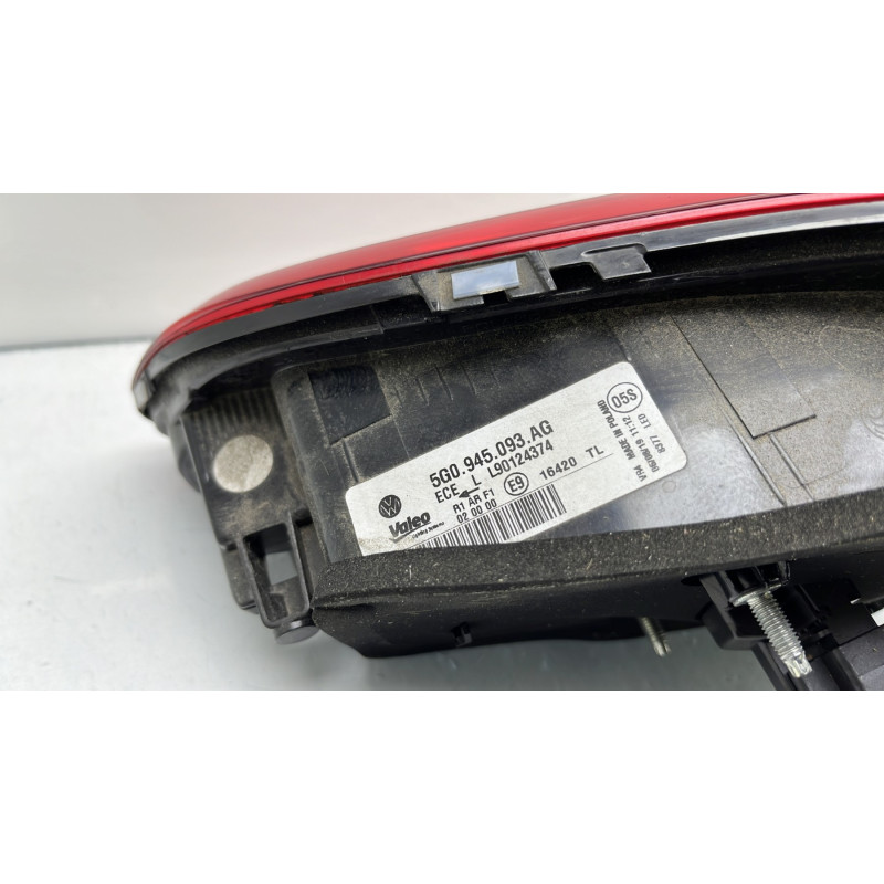 Feu arriere secondaire gauche (feux) VOLKSWAGEN GOLF 8 Photo n°6