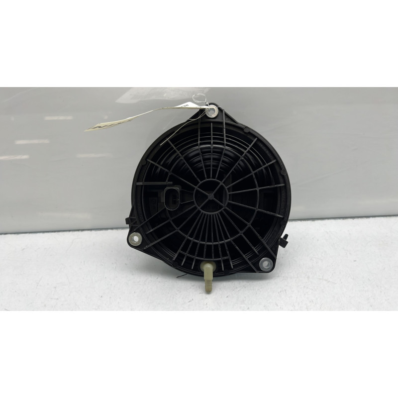 Bouton de coffre VOLKSWAGEN GOLF 8 Photo n°2