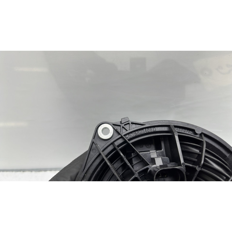 Bouton de coffre VOLKSWAGEN GOLF 8 Photo n°4