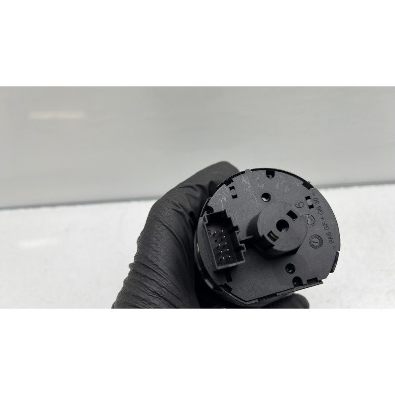 Commande de phare VOLKSWAGEN GOLF 8 Photo n°3