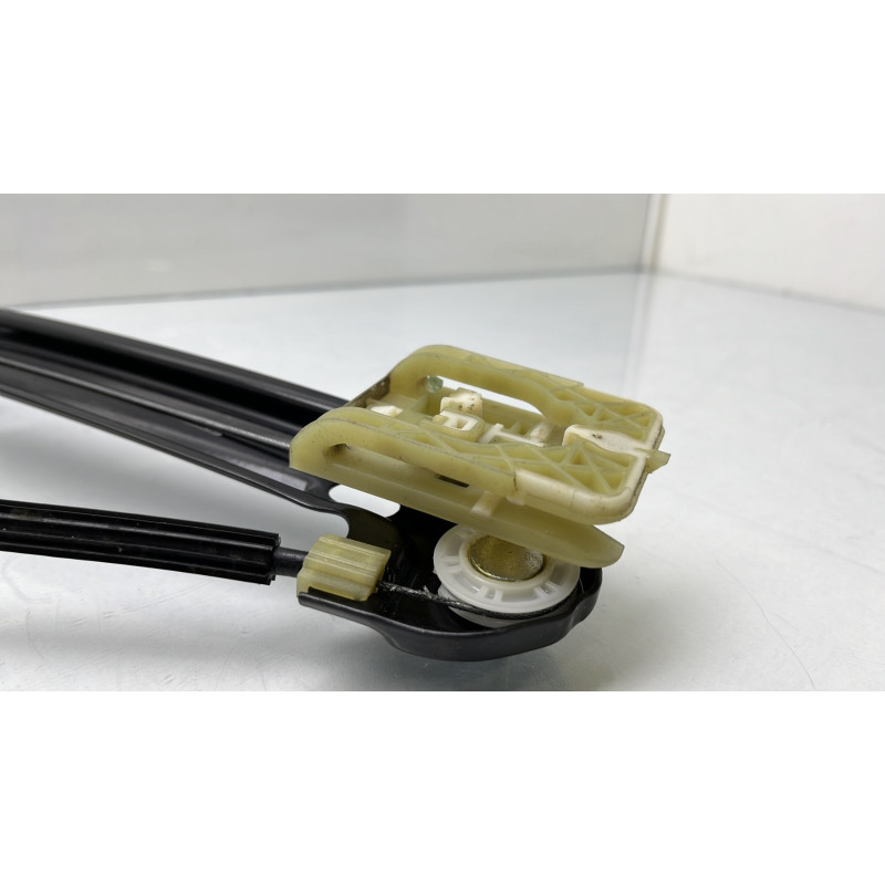Leve vitre electrique avant droit VOLKSWAGEN GOLF 8 Photo n°10