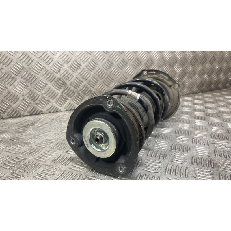 Amortisseur avant gauche VOLKSWAGEN GOLF 8 Photo n°3