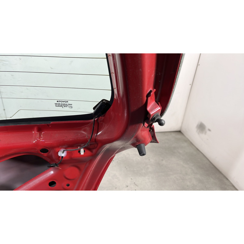 Malle/Hayon arriere TOYOTA YARIS 2 Photo n°8
