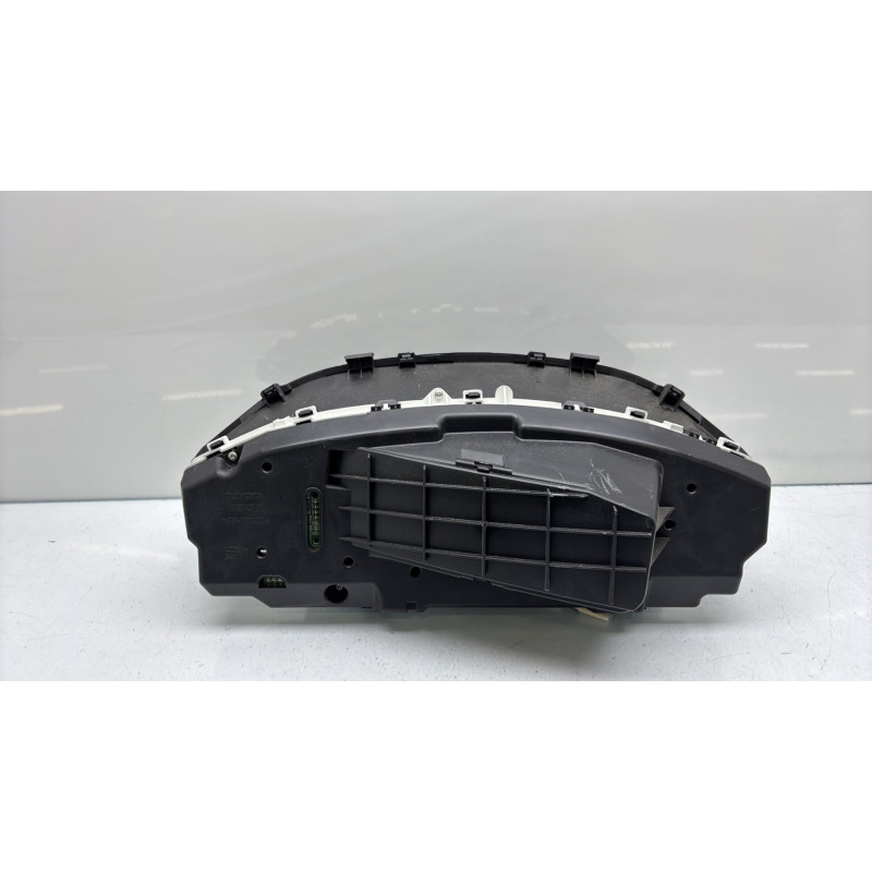 Compteur TOYOTA YARIS 2 Photo n°4
