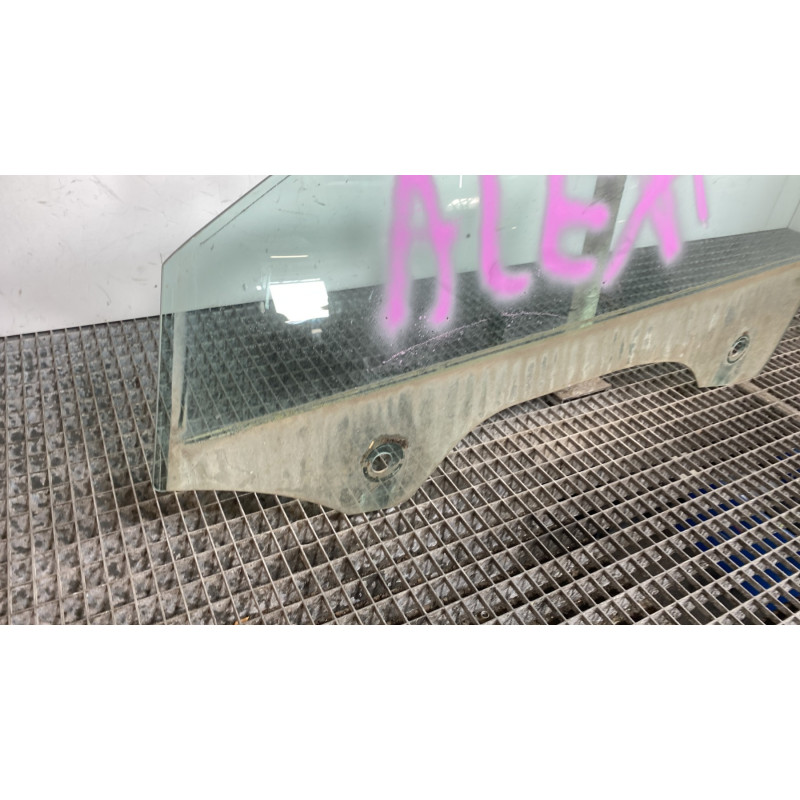 Vitre avant gauche ALFA ROMEO MITO Photo n°5