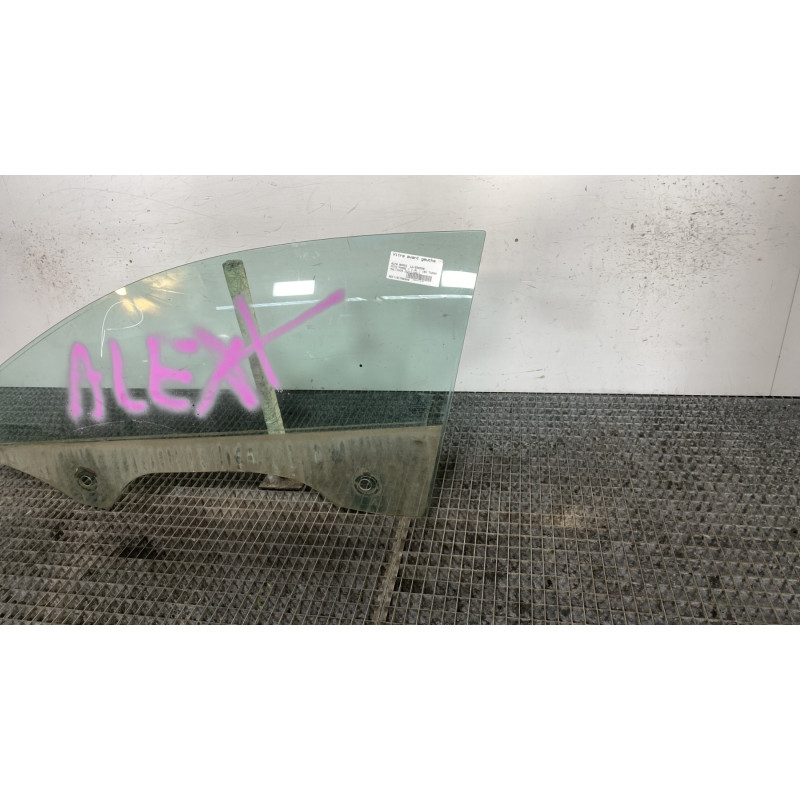 Vitre avant gauche ALFA ROMEO MITO Photo n°6